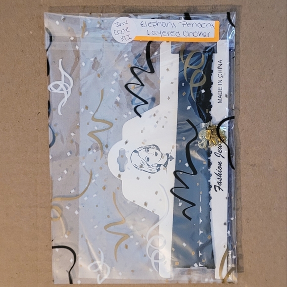 Elephant Pendent Layered Choker - Picture 6 of 6